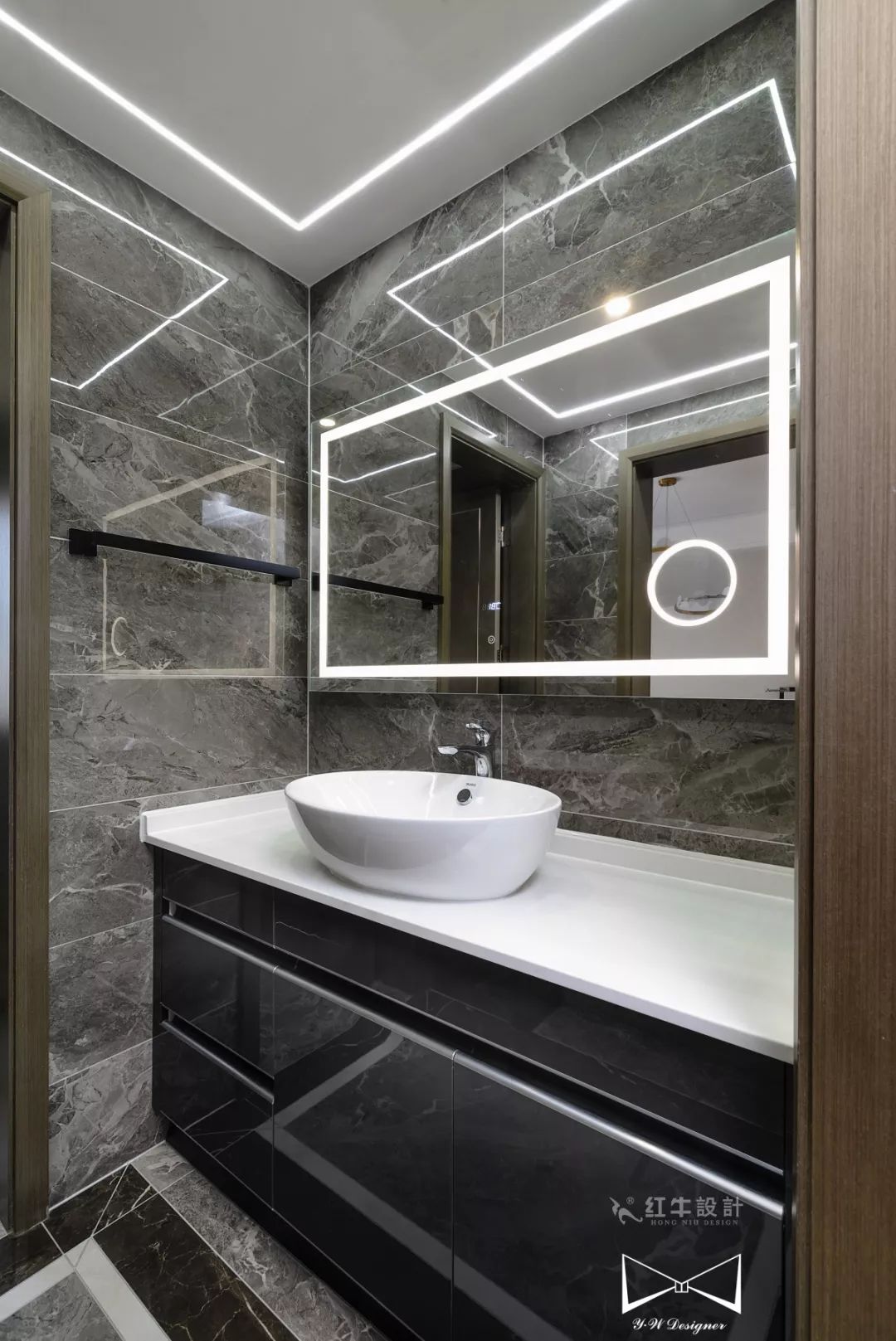 南京高科荣域133㎡轻奢风格--巧用木饰面，打造质感之家！14次卫设计